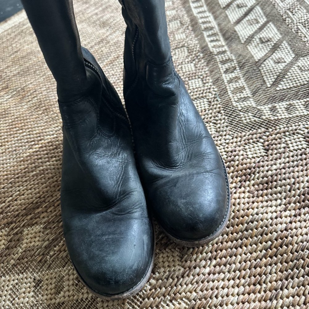 black leather FRYE Tall Riding Boots with side zipper, 7 - Picture 11 of 16